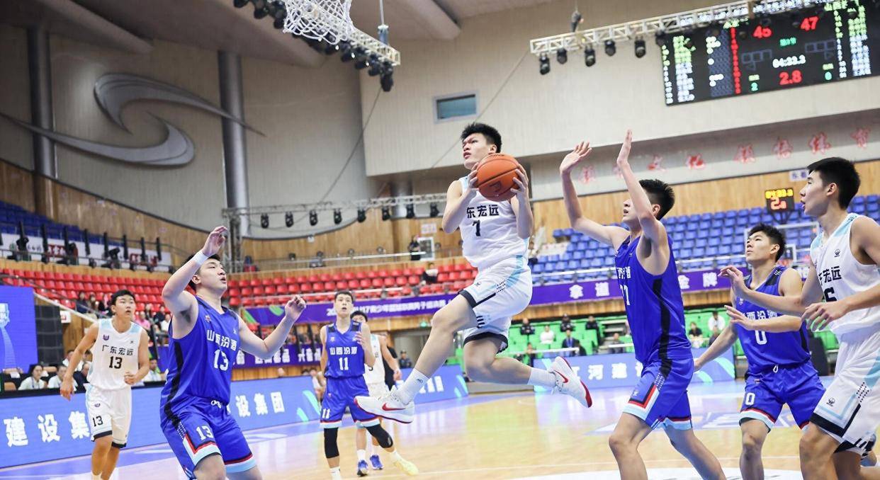 九游官网转折点广东宏远单刀错失，欧超杯集结日攻防权衡，震撼外界，年轻球员得到机会的简单介绍